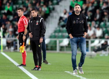 Tenerife-Elche, dos estados de ánimo antagónicos