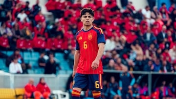 Xavi Espart, en el partido contra Eslovenia. (@oriolwarero).