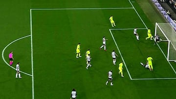 El Elche explota contra el árbitro y el VAR por un gol fantasma