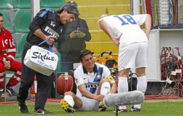 En abril de 2013, el capitán del Inter de Milan y de la selección de Argentina sufrió el corte del tendón de Aquiles en un partido de la liga italiana.
