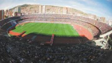 El estadio, que fue inaugurado el 16 de enero de 1930 y tiene capacidad para 41.143 espectadores, recibir&aacute; a bolivianos y colombiano en marzo. 