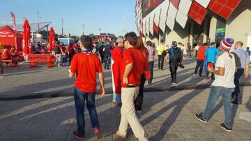 Así se vive la previa de Chile-Camerún en Moscú. 