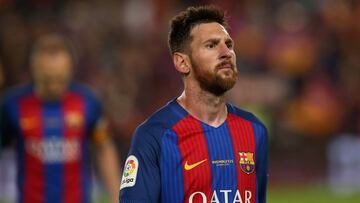 Football Soccer - FC Barcelona v Eibar - Spanish Liga Santander - Nou Camp, Barcelona, Spain - 21/5/17Barcelona’s Lionel Messi looks dejected after the match Reuters / Albert Gea