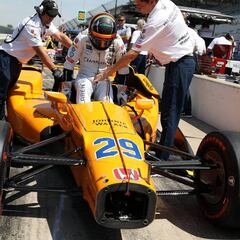 Alonso ya hace guiños a la Indy para 2019