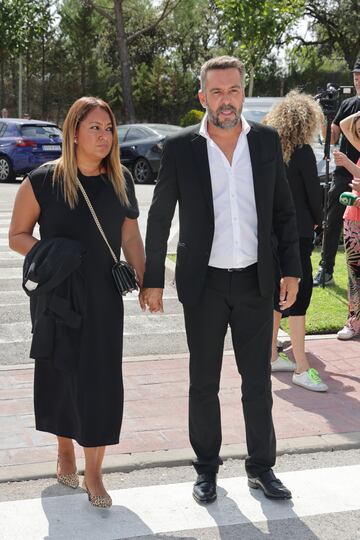 Raquel Abad y Kike Calleja a su llegada al tanatorio La Paz para despedir a María Teresa Campos.