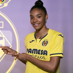 Oficial: Salma Paralluelo ficha por el Villarreal y competirá con el Playas de Castellón