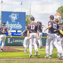 Birmingham-Southern baseball winning in bizarre circumstances