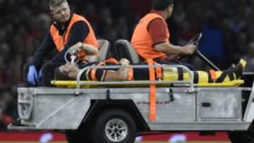 Leigh Halfpenny sale lesionado del campo