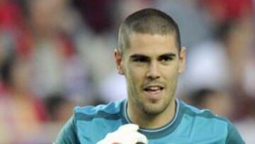 Víctor Valdés y De Gea, en la lista de 30
