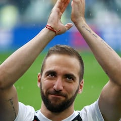 Gonzalo Higuaín se convierte en padre y consigue su billete al Mundial el mismo día