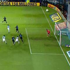 El centro de Mena que acabó en el gol del triunfo de Racing