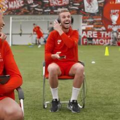 Surrealismo puro: ¡Henderson informó al cámara de que estaba siendo papá!