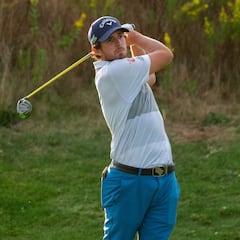 Un Manuel Elvira de récord es colíder en Ras Al Khaimah