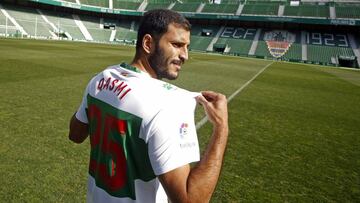 Yacine Qasmi, exjugador del Melilla ya ha firmado por el Elche.