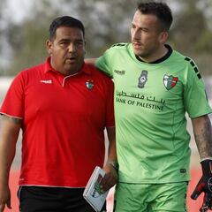 El minuto de furia de Ivo Basay contra Cerda en el entretiempo