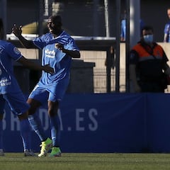 El peor rival posible para el tímido despertar azulón