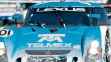 <b>FAVORITOS. </b>El coche 01 de Montoya, Pruett, Rojas y Dixon buscará la cuarta victoria consecutiva del equipo Ganassi, pero el 58 de García, Donohue, Law y Rice sale desde la pole.