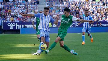 Chavarría, en un lance del reciente Málaga - Huesca.