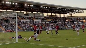 CD Badajoz 2-1 CD Azuaga