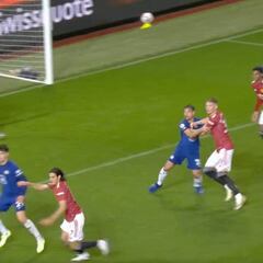 Debut y casi golazo: Cavani bordeó una obra de arte total