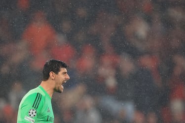 Aprobados y suspensos del Real Madrid en Lisboa: Courtois y Mbappé están solos   