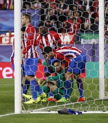 Oblak hizo tres paradas consecutivas.