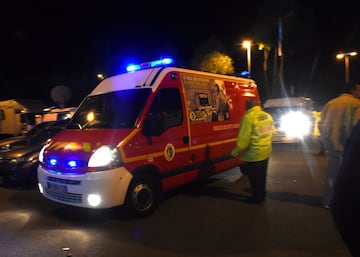 La grada se partió tras el gol de Touré con la celebración de los seguidores del Lille. Hay más de 20 heridos de distinta consideración. El partido fue suspendido.