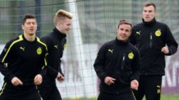 Lewandowski, con Götze.
