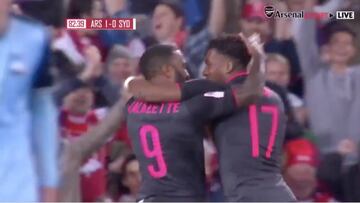 ¡Se estrenó Lacazette! Debuta con el Arsenal y marca a los 15'