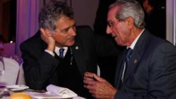 Villar y Bahamontes en los Premios AS.