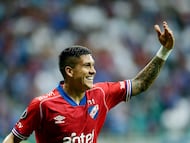 Nacional's Colombian defender #29 Julian Millan celebrates after scoring a goal during the Copa Libertadores group stage football match between Brazil's Bahia and Uruguay's Nacional at the Arena Fonte Nova stadium in Salvador, state of Bahia, Brazil, on May 7, 2025. (Photo by Arisson MARINHO / AFP)