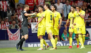 Enfado de Oblak con Gerard Moreno tras la celebración del 0-2.