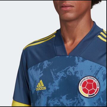 Adidas lanzó la nueva indumentaria alternativa de la Selección Colombia, la cual será de color azul. Tendrá un valor entre los $129.000 y $249.900.