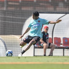 Cuadrado, con oferta de Juventus, pero enfocado en Selección