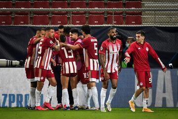 El egipcio Ahmed Hassan celebró el primer gol que anotó en el minuto 91.