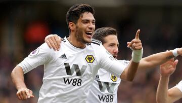 Raúl Jiménez celebrando su gol en la victoria sobre el Watford