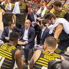 La FIBA resolverá el curso con una Final a Ocho en octubre