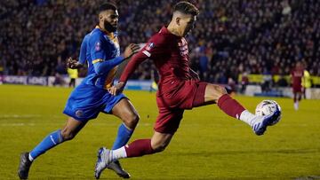 Roberto Firmino, en el partido ante el Shrewsbury, pero ausente hoy en Anfield.