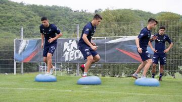 Entre lesionados, Rayados prepara el derbi regio