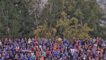 La U visita a Chimbarongo y lo que sucede ya es historia del fútbol chileno: ¡así llegó la pelota!