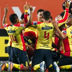Monarcas vence 3-2 a Xolos y se acerca a Liguilla MX