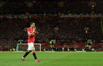 Alexis Sánchez celebró ante "Man-U"