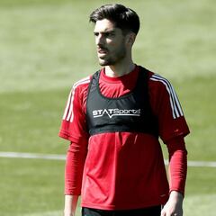 Nacho Vidal: "Quiero seguir en Osasuna"