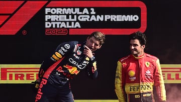 Verstappen y Sainz en el podio de Italia.