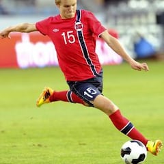 El Barça invita a Ødegaard a que conozca sus instalaciones