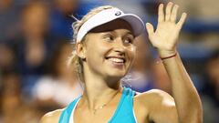 Daria Gavrilova celebra su victoria sobre la polaca Agnieszka Radwanska.