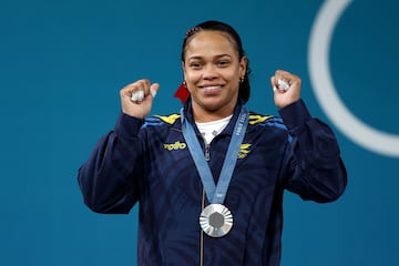 Mari Leivis Sánchez, ganadora de la medalla de plata en la halterofilia 71 kg femenino en Juegos Olímpicos París 2024.