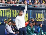 Funes da indicaciones durante el Cádiz-Málaga.