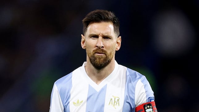 Argentina se lamenta por la baja de Lionel Messi Argentina se lamenta por la ausencia de Lionel Messi - AS USA