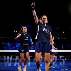 Ari Sánchez y Paula Josemaría, campeonas del Mundo